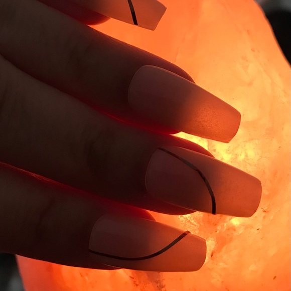 beige beauty acrylic/gel luxury press on nails - Picture 3 of 3